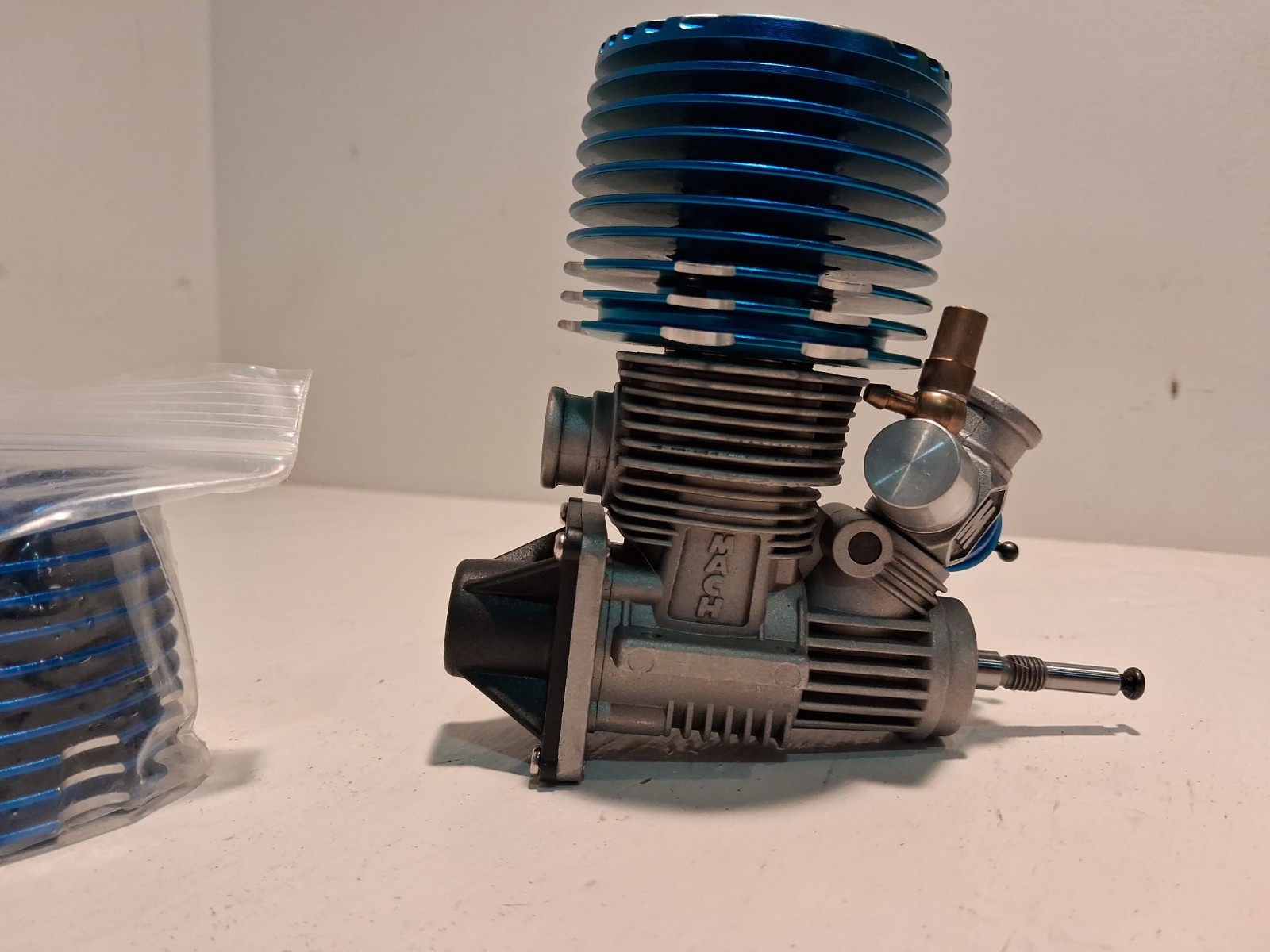 New Vintage Dynamite Mach 26C Nitro RC Engine and Head