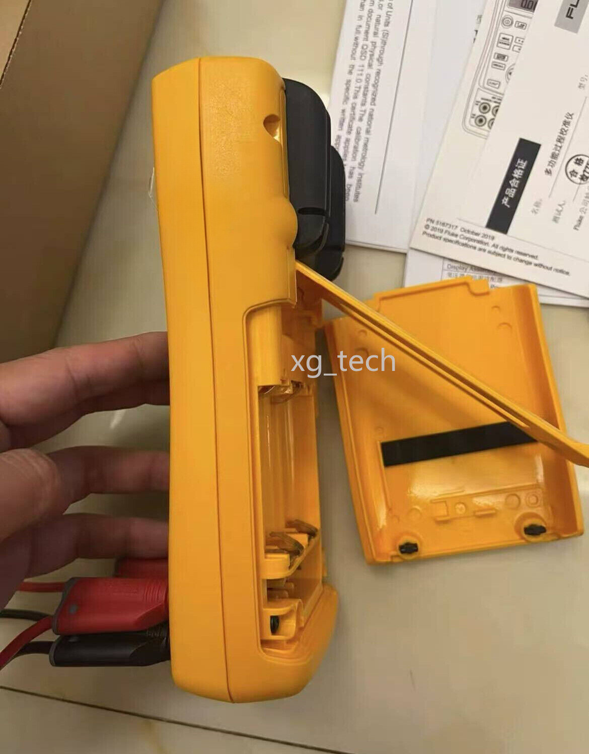 1 PC Fluke 725 Multifunction Process Calibrator/UPS or DHL/99NEW