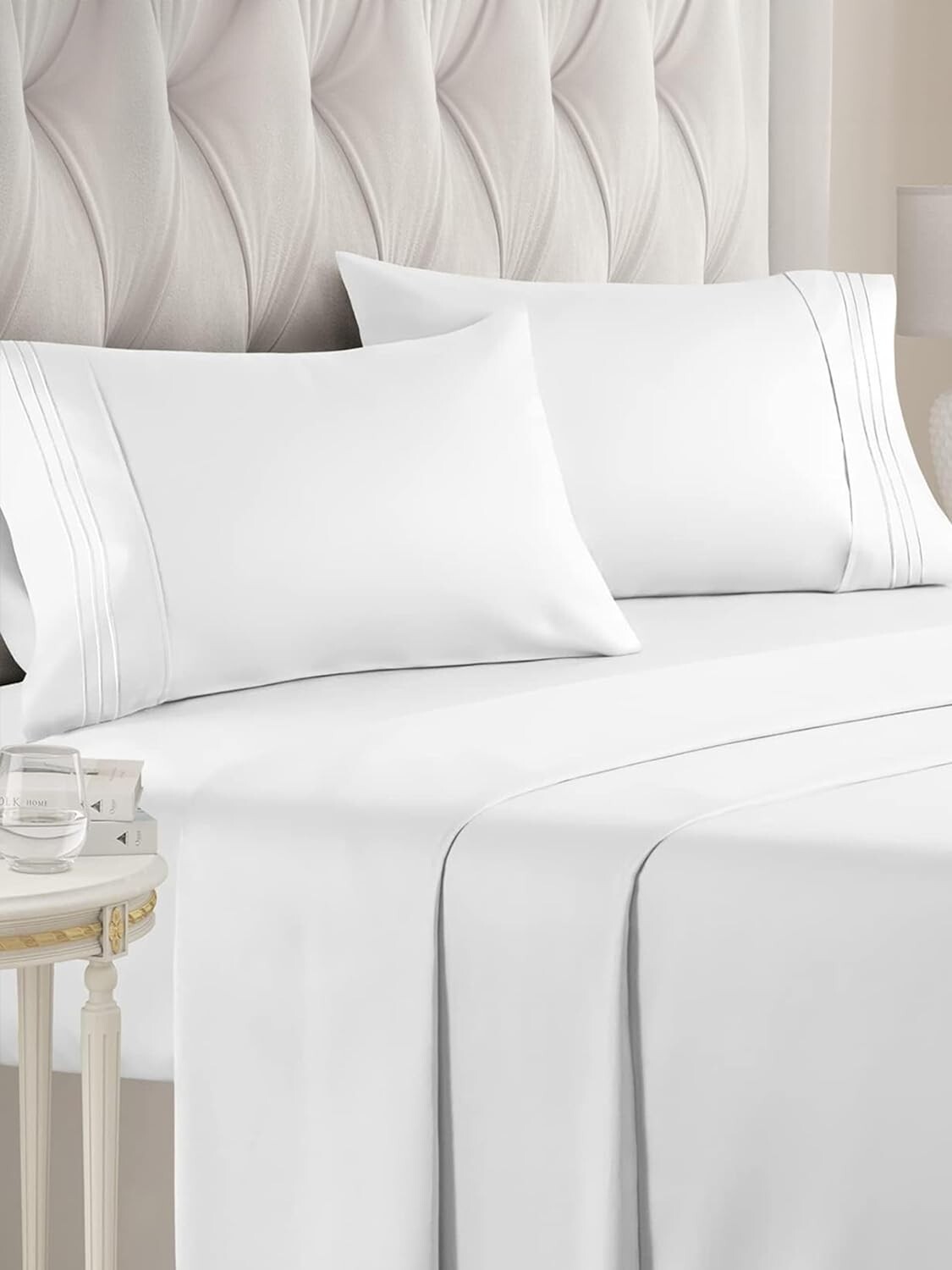 Queen Size 4 Piece Sheet Set - Comfy Breathable & Cooling Sheets - Hotel Luxury