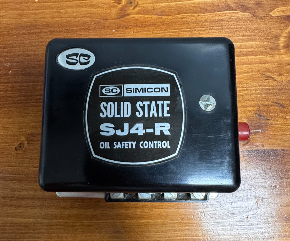 Simicon SJ4-R Solid State Oil Safety Control Primary Burner Control New OB