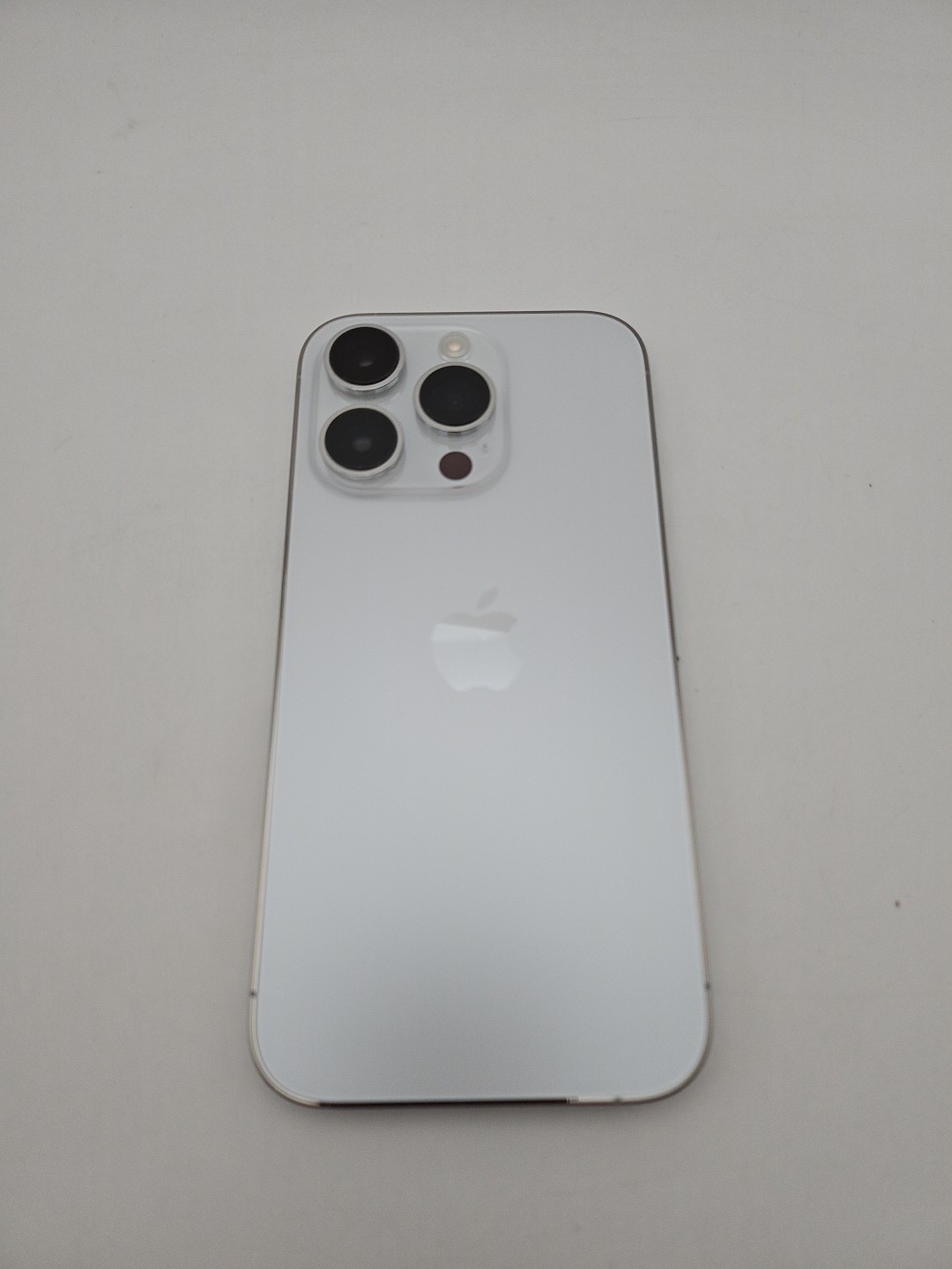 Apple iPhone 14 Pro Backhousing Used Replacement Part OEM -Silver