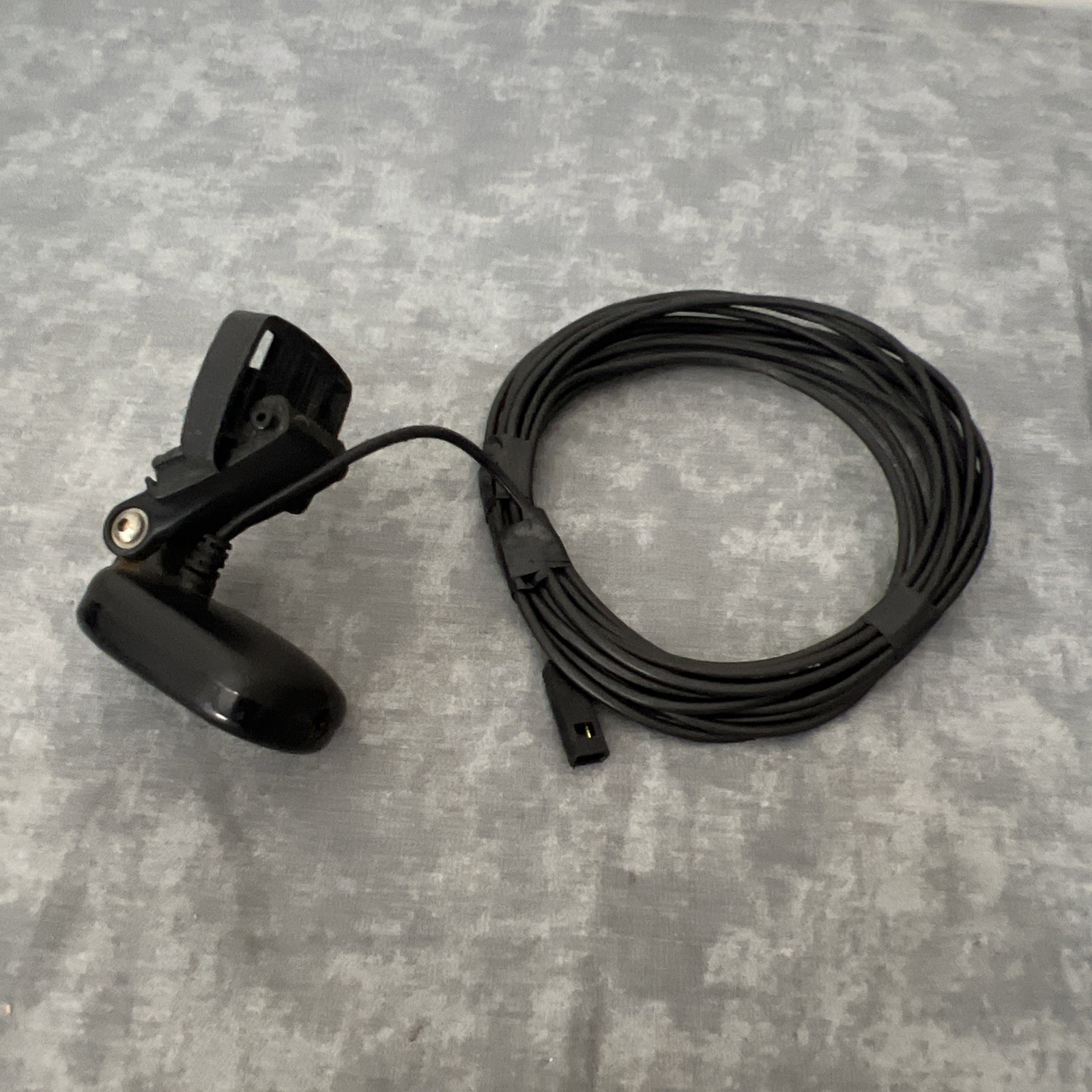 Humminbird 200DX Fish Finder With Mount & Cables Untested