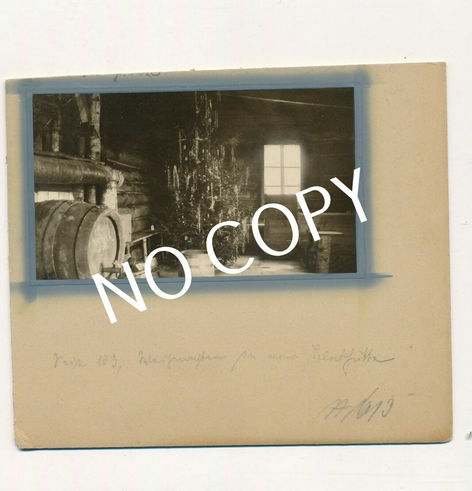 Photo PK WK I Soldiers Christmas In A Cabin D1.38
