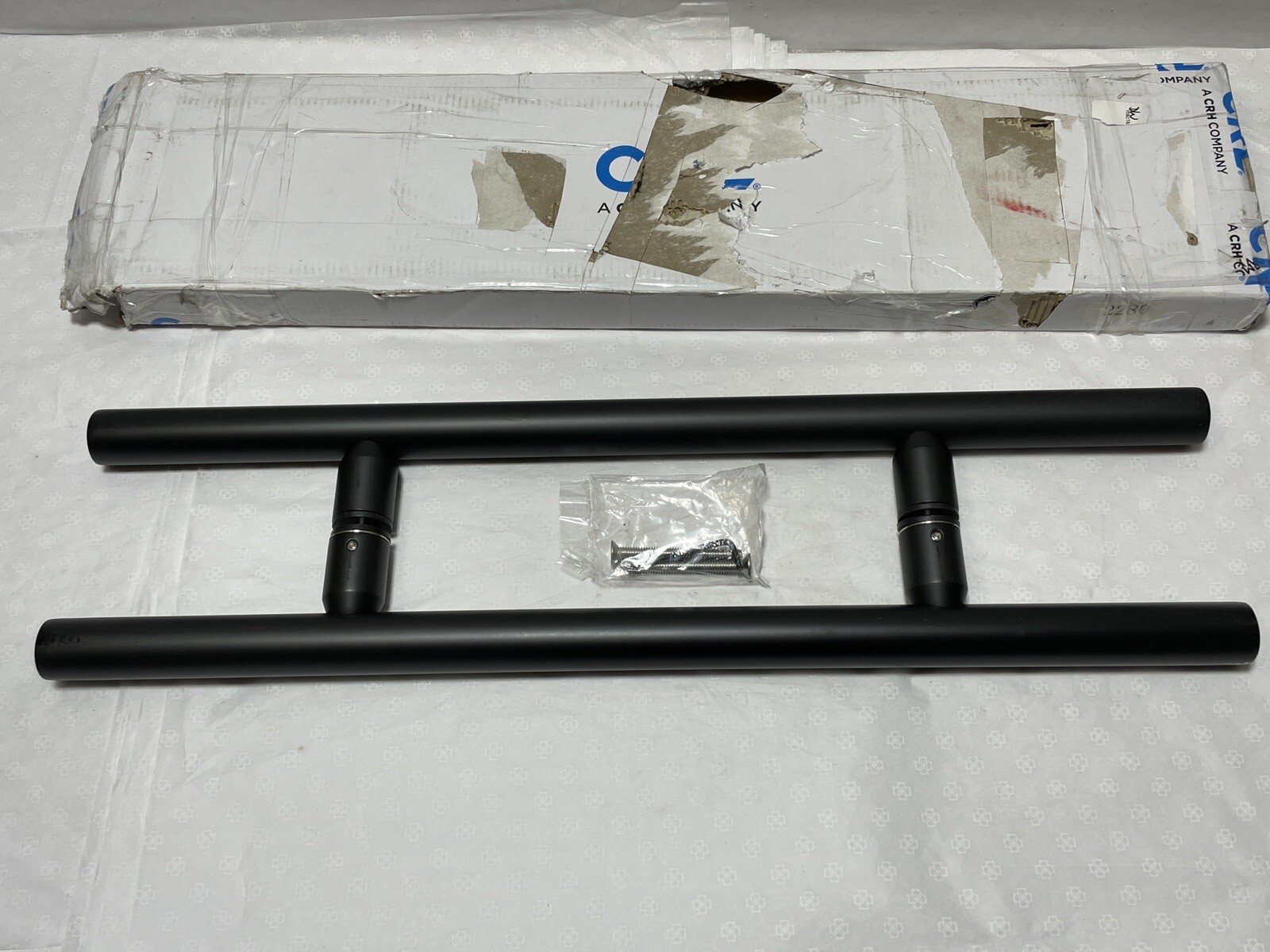 CRL Matte Black 24" Ladder Style Back-to-Back Pull Handle 24LPMBL