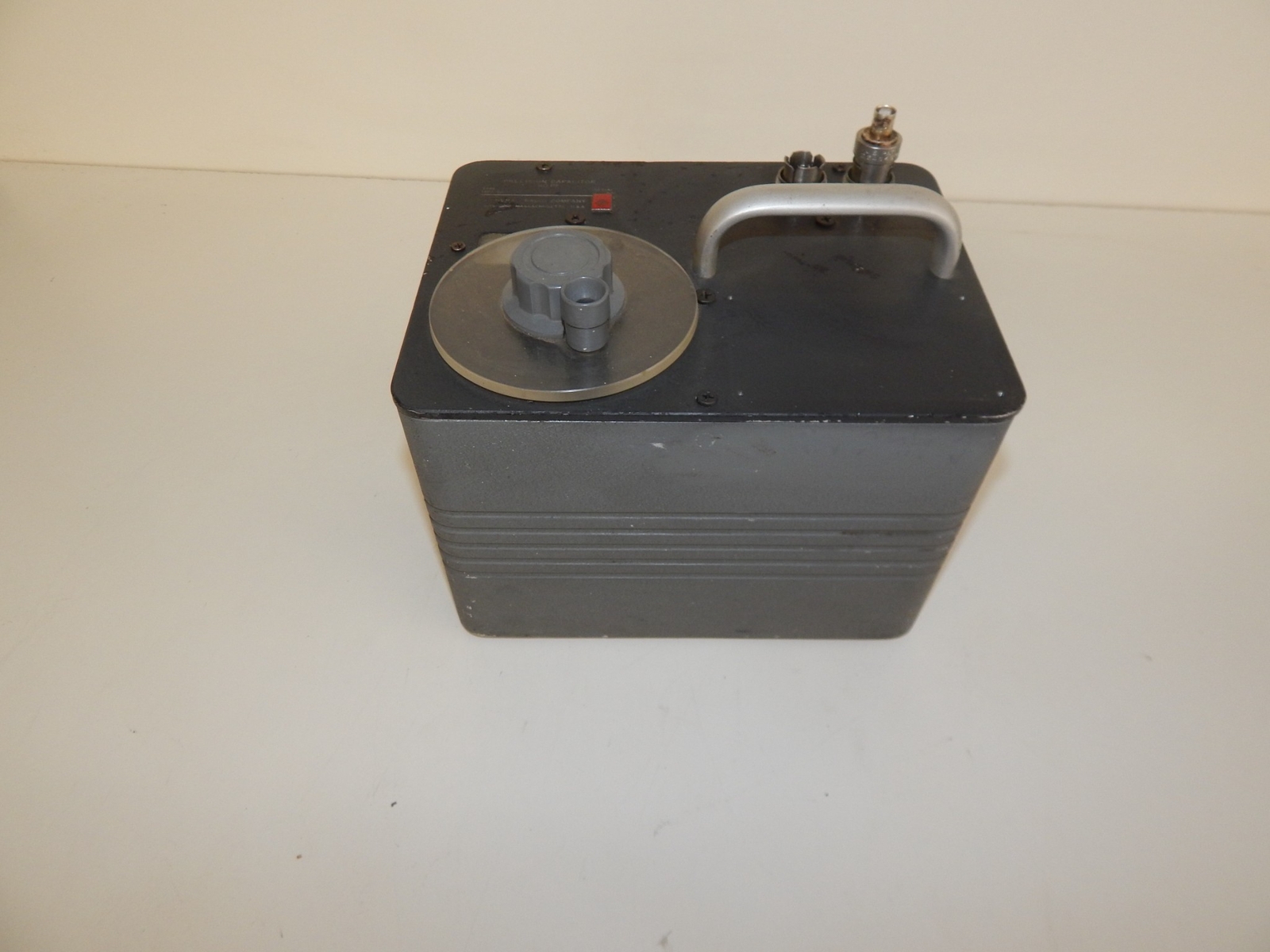 GENERAL RADIO PRECISION CAPACITOR 110 PF 1422-CC  (JWP11)