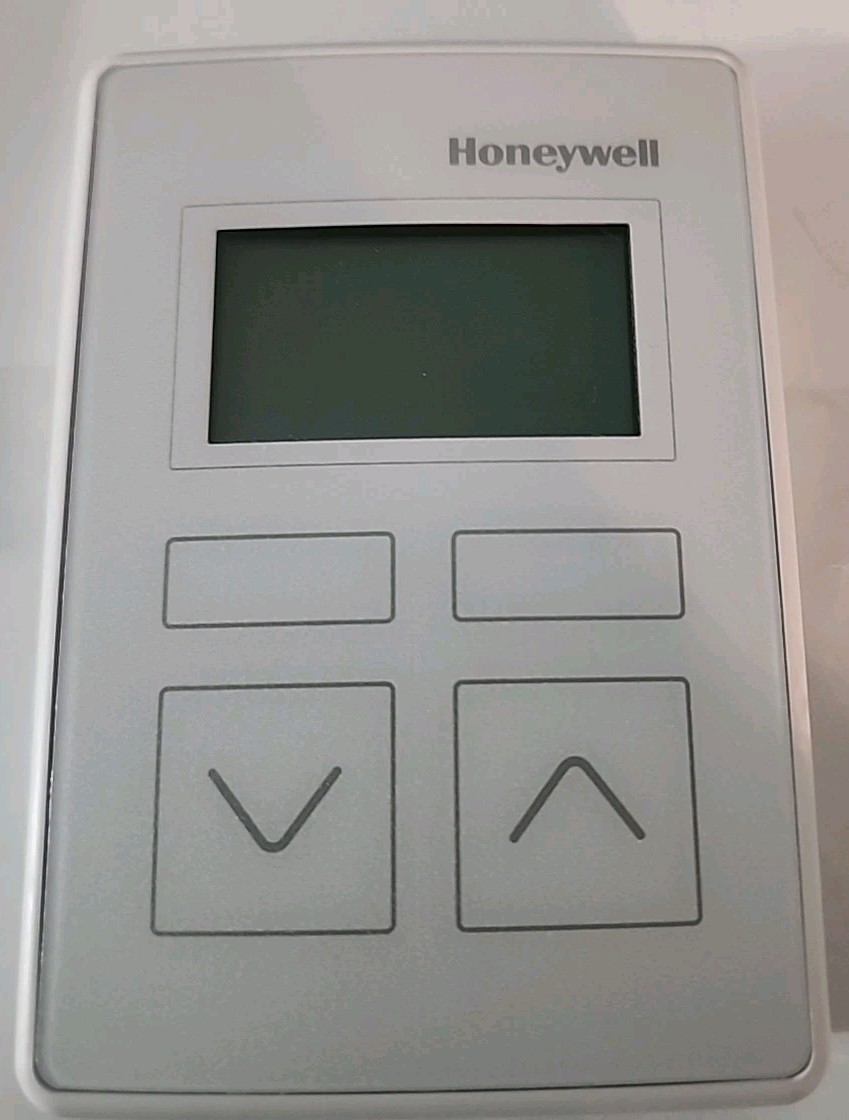 HONEYWELL TR42-H TEMPERATURE & HUMIDITY SENSOR ZIO WALL MODULE SYLK W/DISPLAY