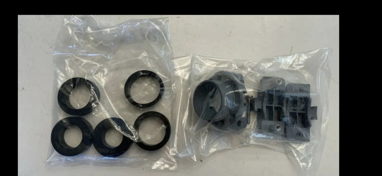 HUBBELL PIN & SLEEVE CONNECTOR FEMALE IEC PIN CLAMP W/ SCREWS GLAND HBL460C9W ⚡️