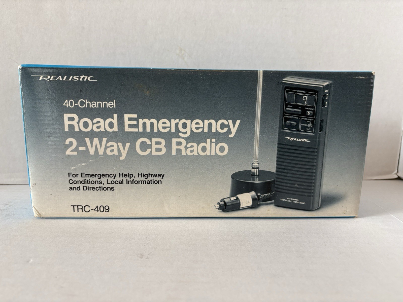 Vintage Radio Shack 40 Channel Road Emergency 2-Way CB Radio TRC-460