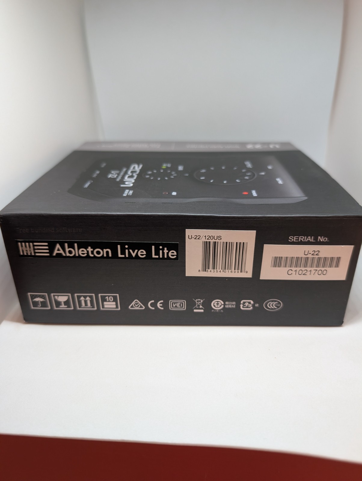 Zoom U-22 Handy Audio Interface with Box and all original accessories