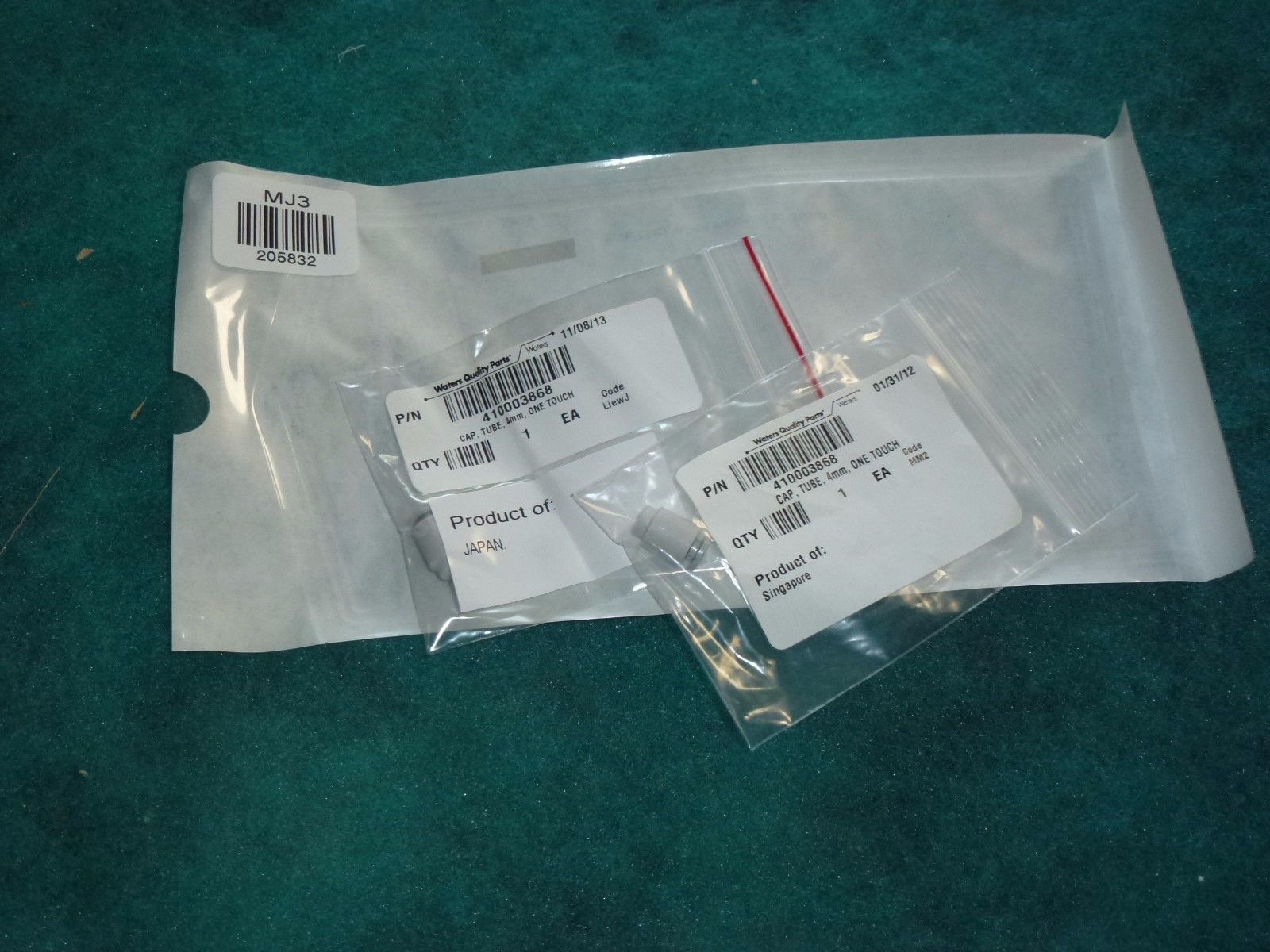 Waters CAP, TUBE, 4mm, ONE-TOUCH [410003868] Lot of 2pk  #205832-B5