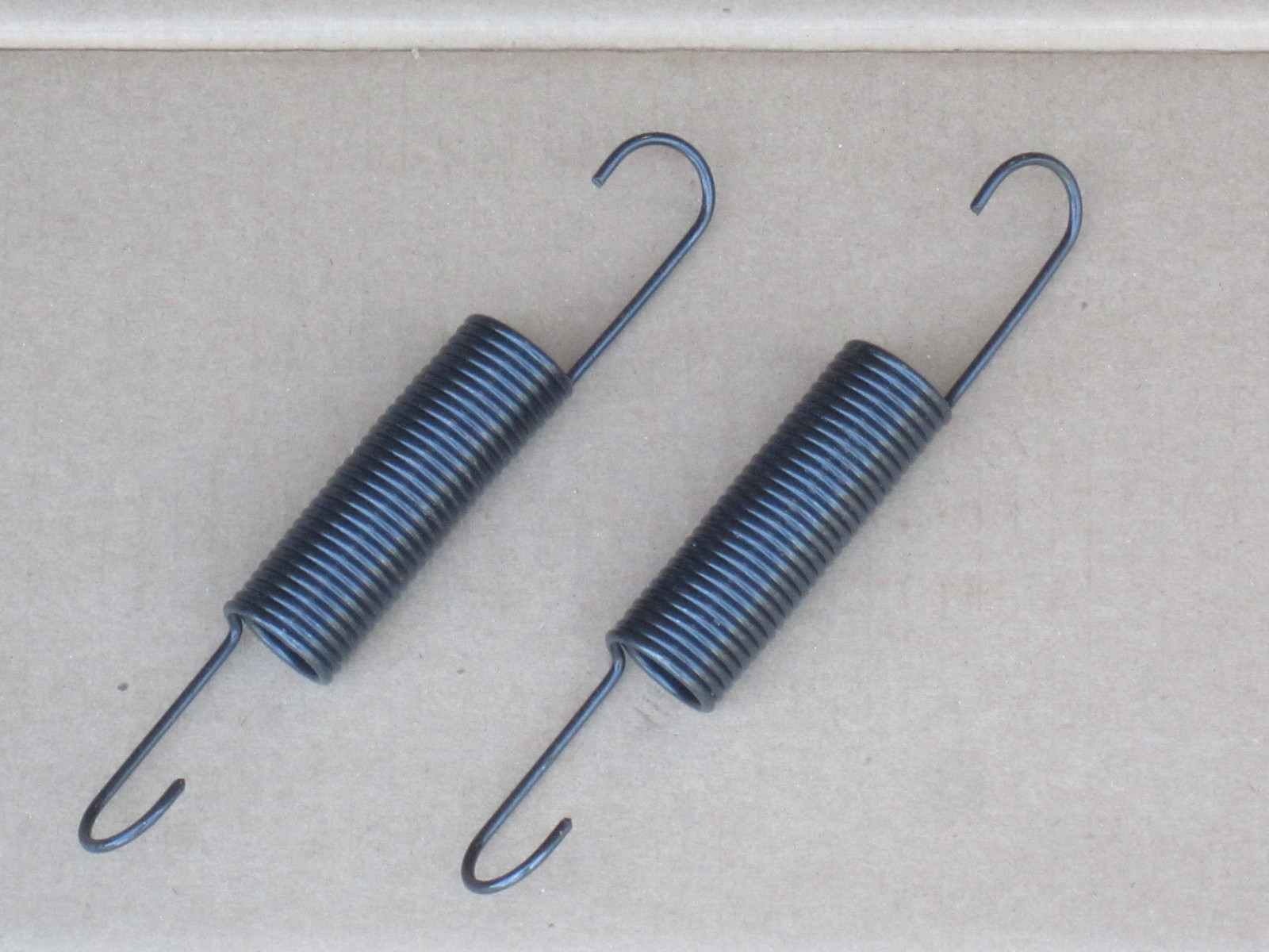 2 BRAKE PEDAL SPRINGS FOR IH INTERNATIONAL 1568 756 766 826 856 966 FARMALL 1066