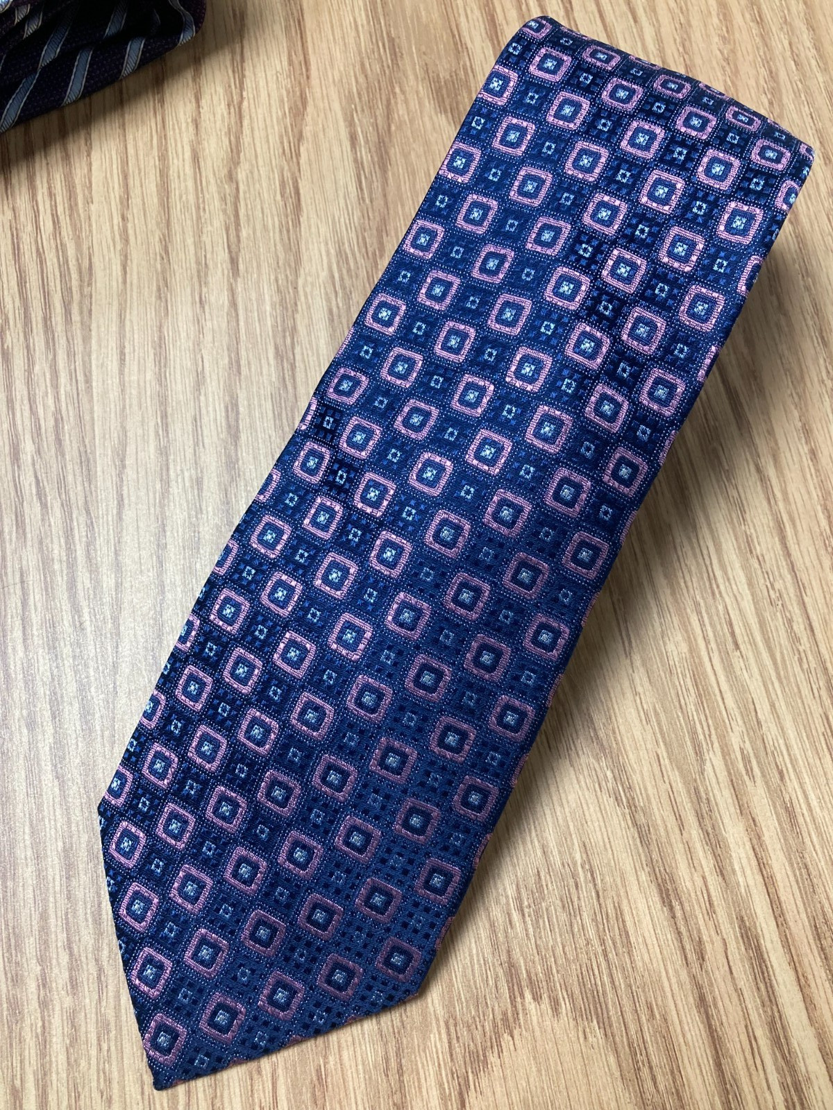 The Mens Store Bloomingdale's Men's REGULAR ALT SQUARE SILK  TIE T2