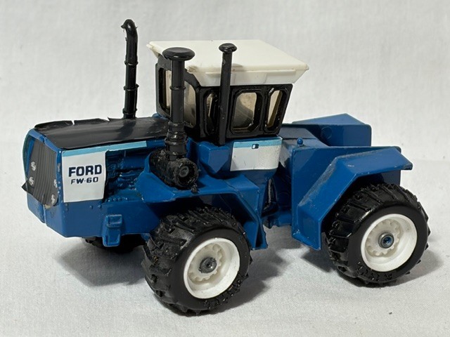 ERTL Ford FW-60 4WD Farm Tractor, Blue, 1/64