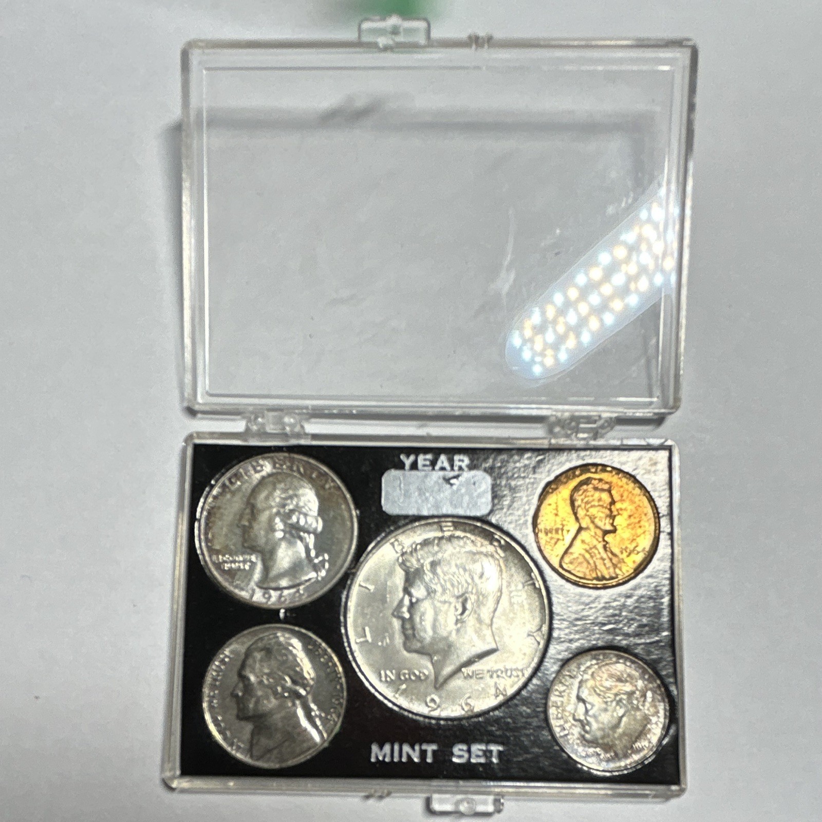 1964 US Mint Year Coin Set - Last Year 90% Silver Kennedy Half Quarter Dime Hold