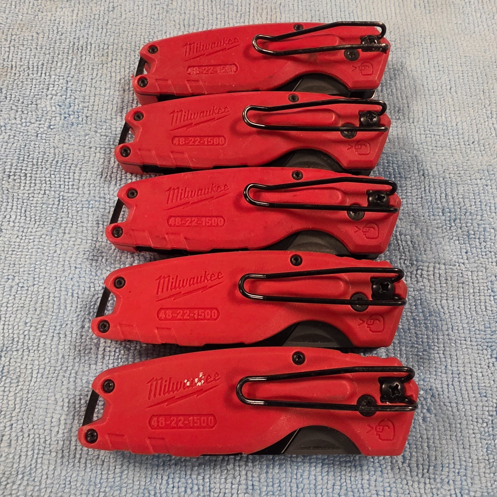 LOT OF 5 MILWAUKEE FASTBACK 48-22-1500 UTILITY KNIVES USED SET #1
