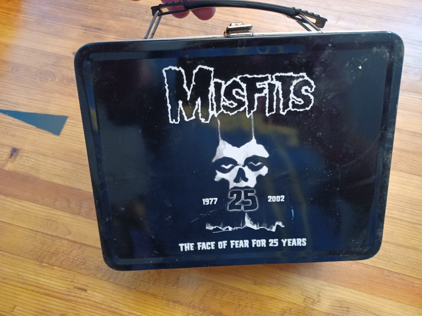 Misfits METAL LUNCH BOX  The Face Of Fear For 25 Years With Drink Container 2001
