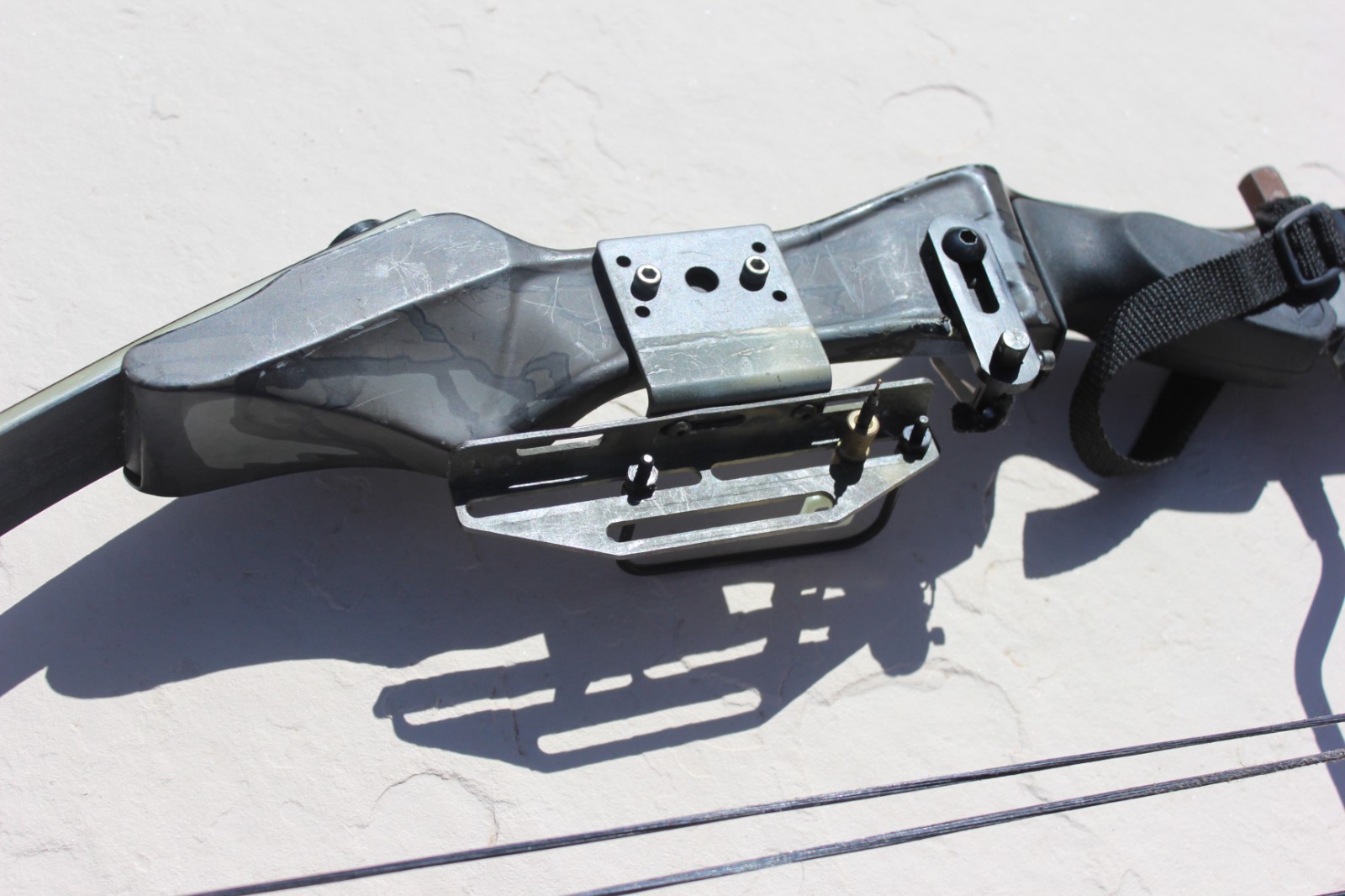 Vintage MOUNTAINEER Compound Bow Archery RT Hand