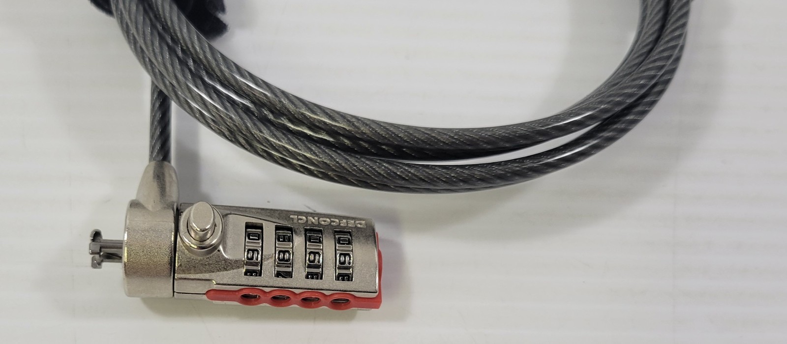 c6) Targus Computer Security Defcon SCL Serialized Combination Cable Lock