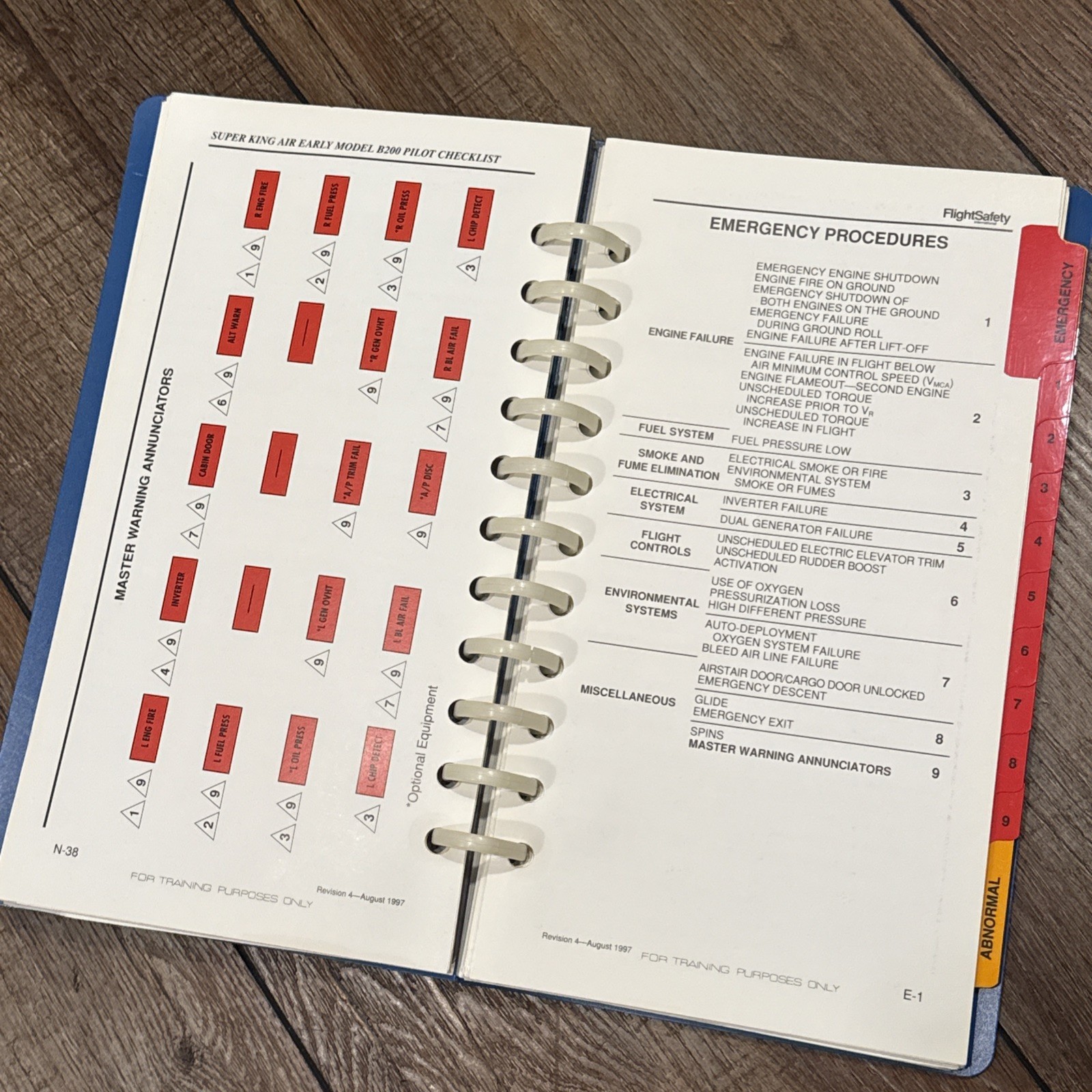 Super King Air B200 Pilot Checklist Manual - FlightSafety 1997 Early Model