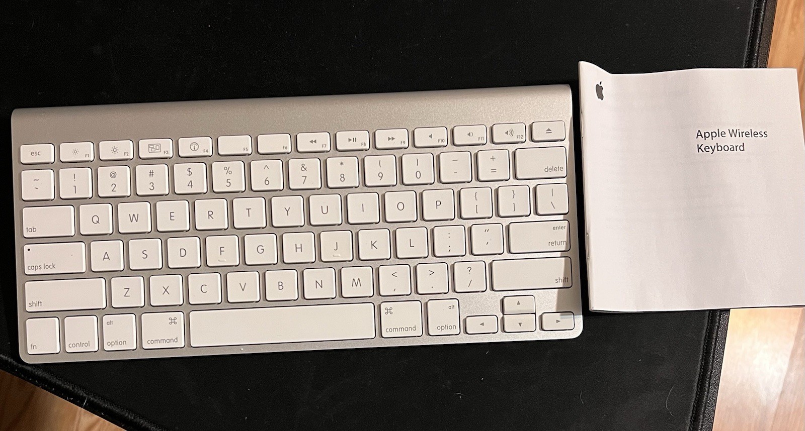 Apple Wireless Keyboard A1243