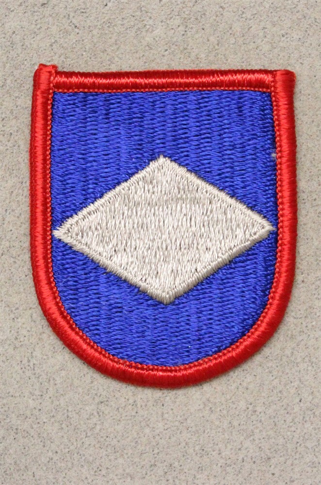 Army Beret Flash Patch 651: 82nd Finance Battalion - merrowed edge