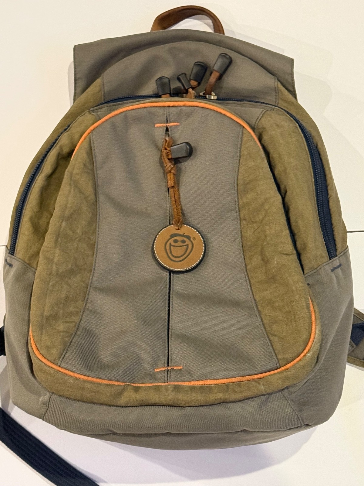 Life Is Good  Green/Kakki  Canvas Hiking Backpack Bag 3 zipper compartments