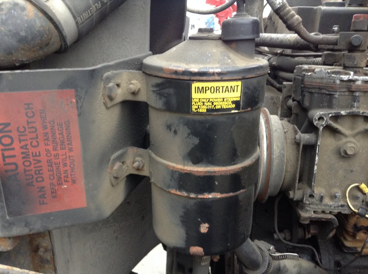 International 8200 Power Steering Reservoir - Used
