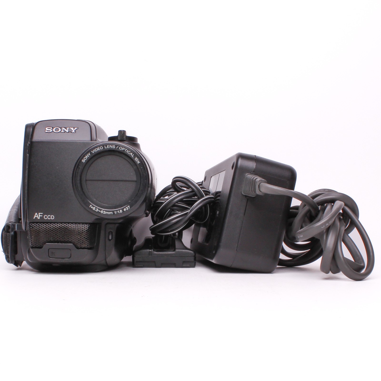 Sony Handycam CCD-TR330E Video8 PAL Camcorder - READ DESCRIPTION