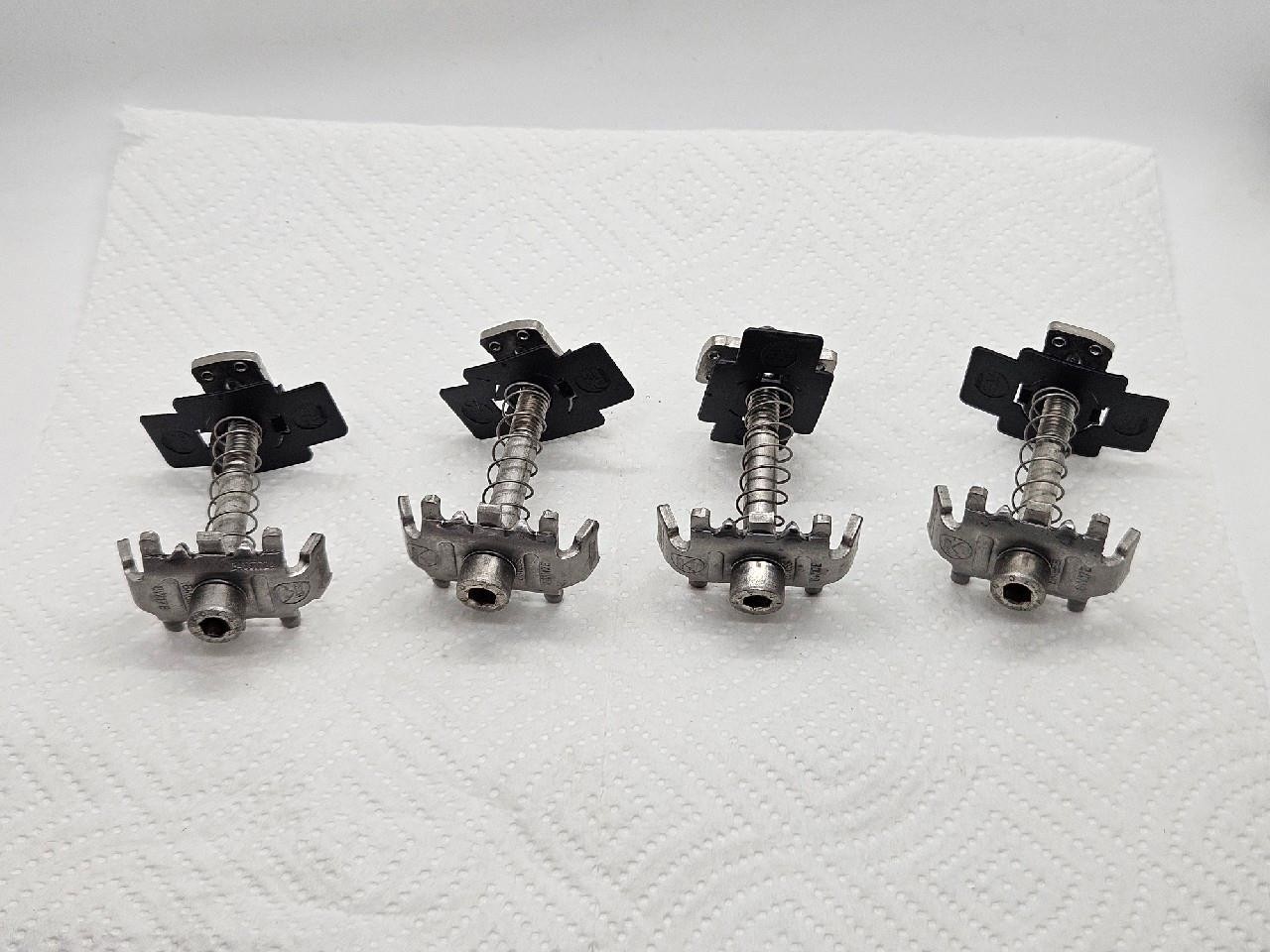 4 Pack Everest K2 Systems Mid Clamp Clear Stainless Steel 30-47mm 4000601