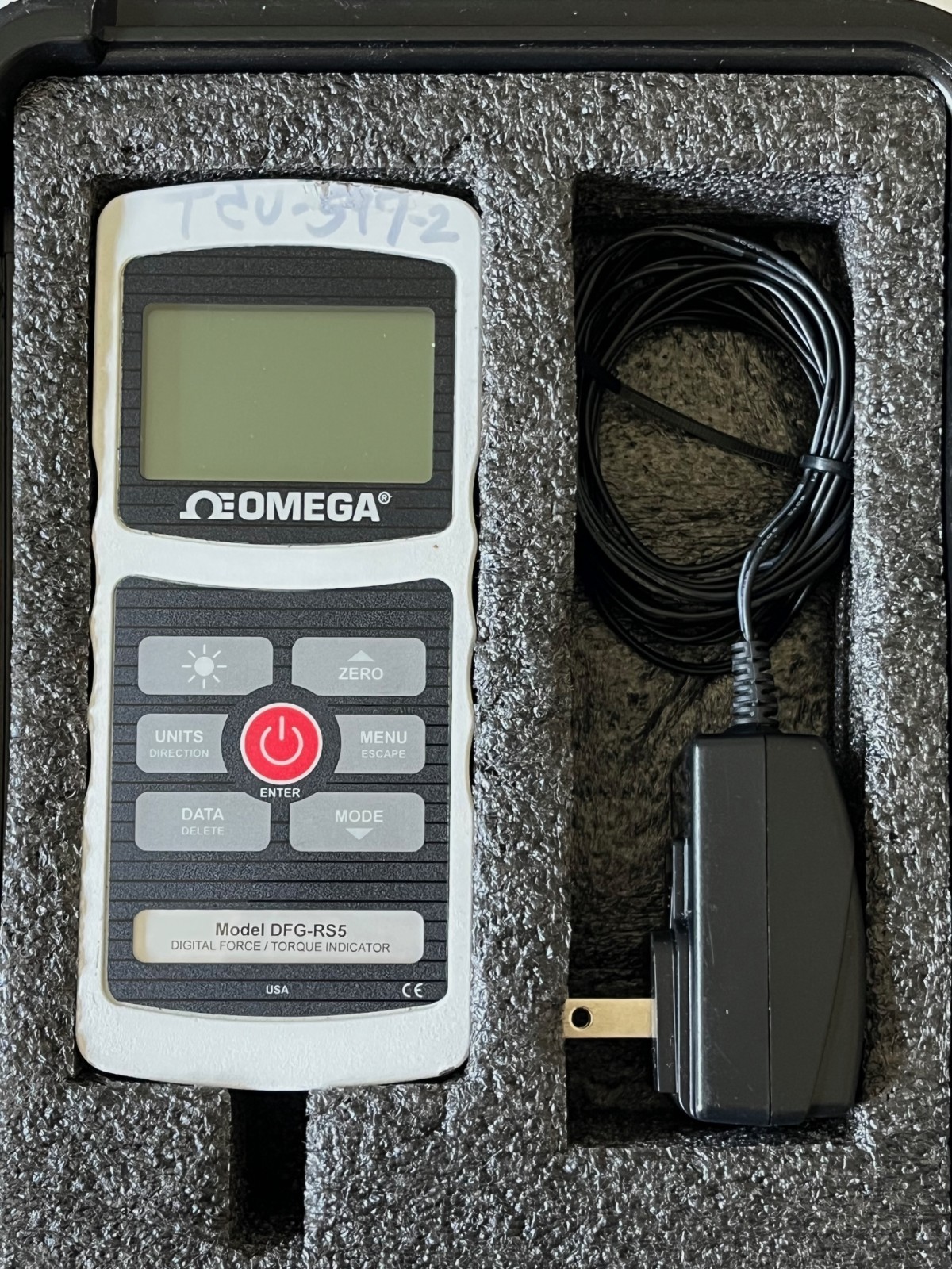 Omega / Mark-10 Digital Force / Torque Indicator w/Case (Model DFG-RS5)