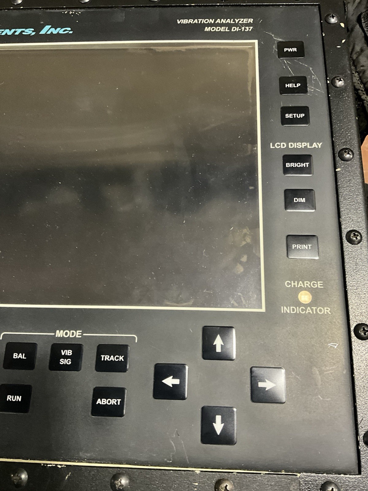 ACES SYSTEM DYNAMIC INSTRUMENTS VIBRATION ANALYZER DI-137 DOES NOT POWER ON