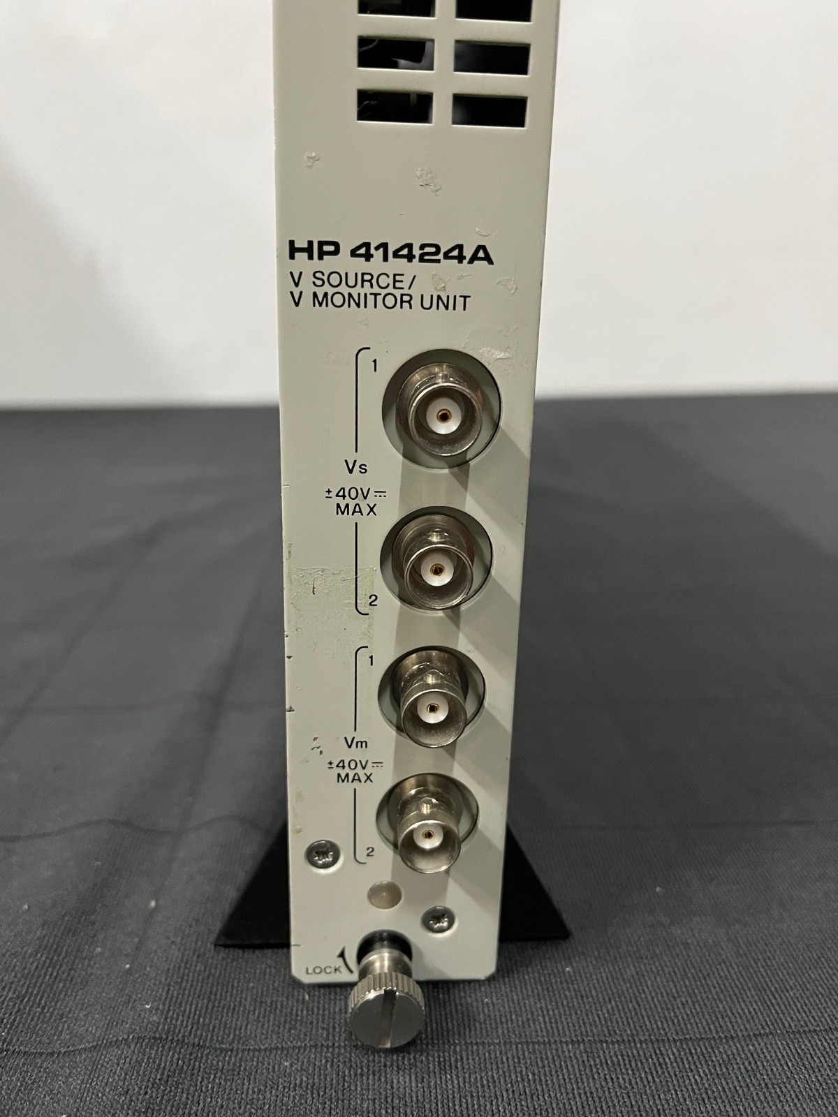 HP 41424A, V SOURCE / V MONITOR UNIT
