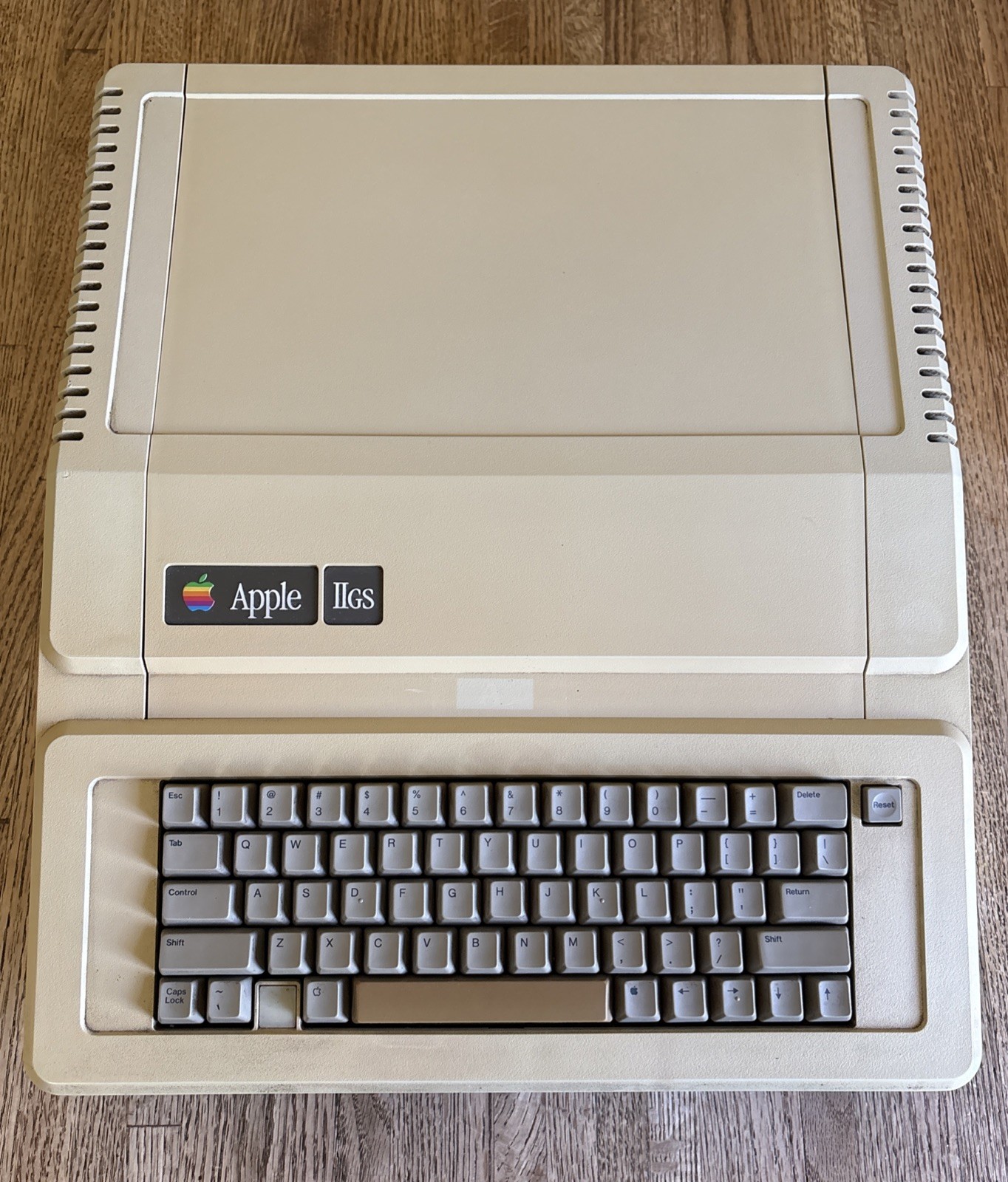Apple IIGS Stealth Upgrade Computer Model Number AA11040B *Not Tested*