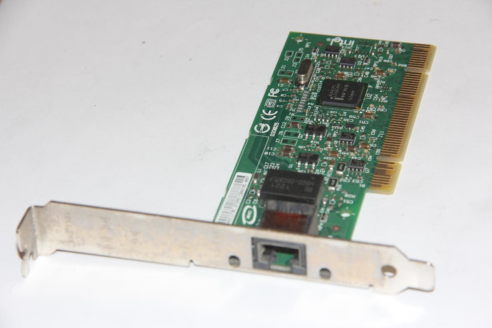 Intel PWLA8391GTBLK PRO/1000 GT  Desktop Network Adapter with Full Size Bracket