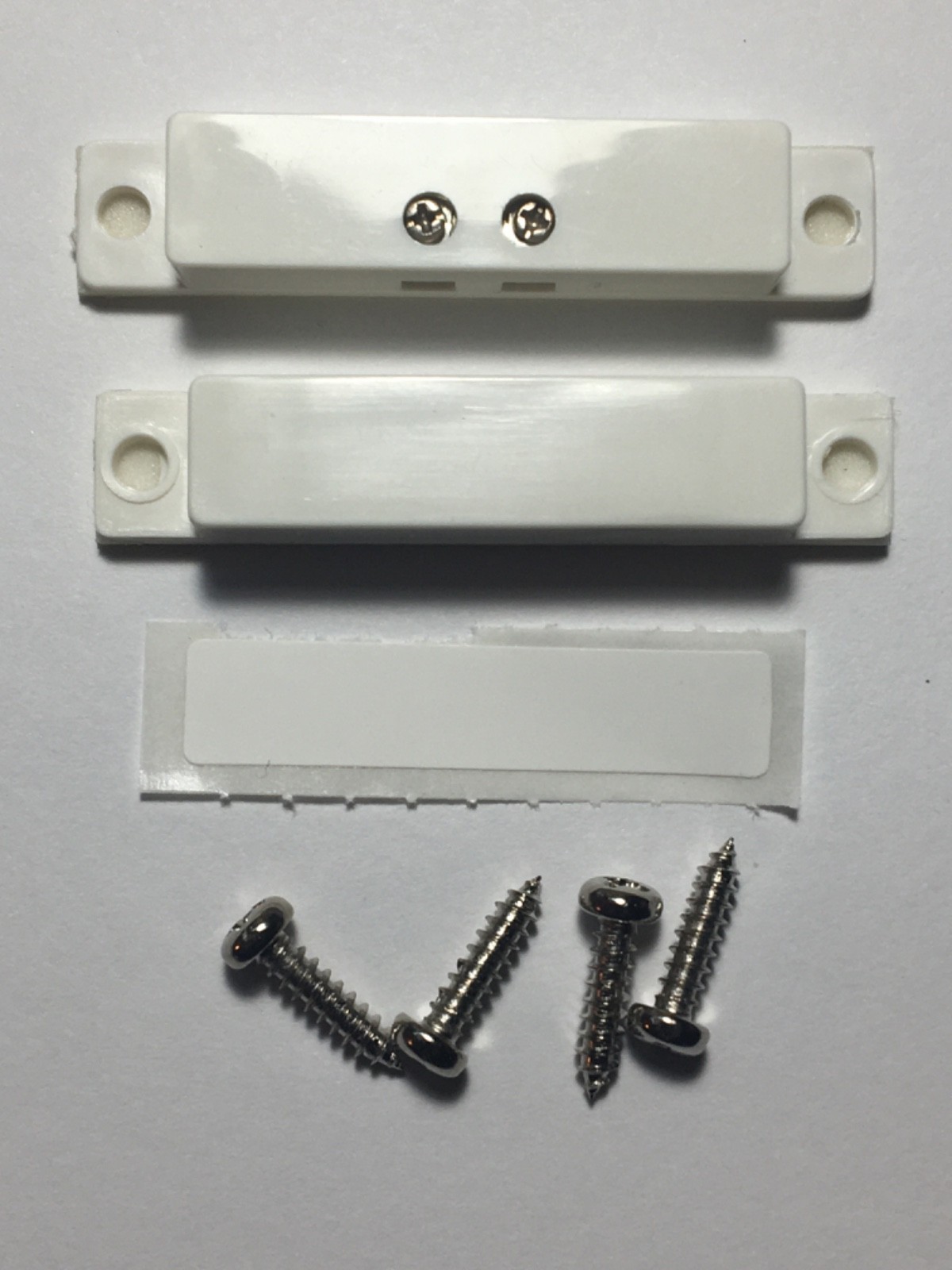 Surface Mount Magnetic Door Window Contact White TANE-60 QC Tane Alarm Prod.