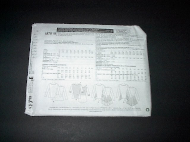 McCall's Pattern 7019 Misses' Tunic with Sleeve / Hemline Variations 6 ~ 14 UC