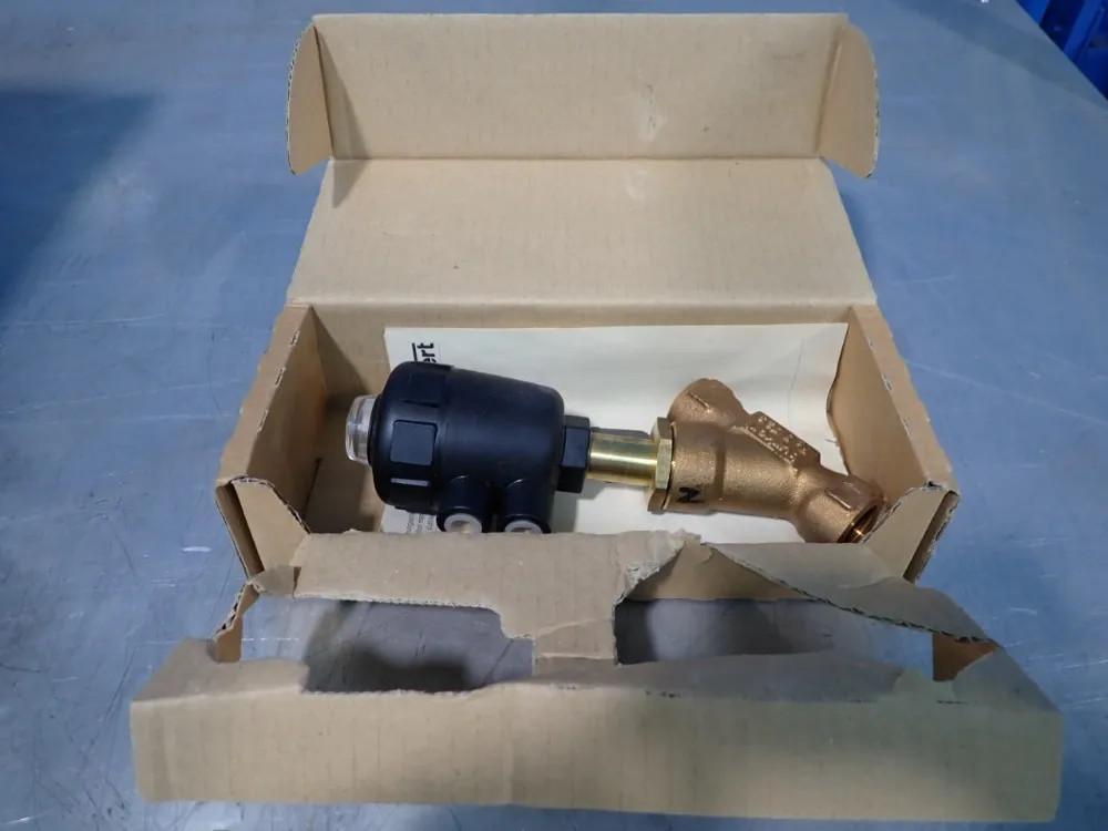 BURKERT PNEUMATICALLY OPERATED 2/2-WAY ANGLE SEAT VALVE 454605G