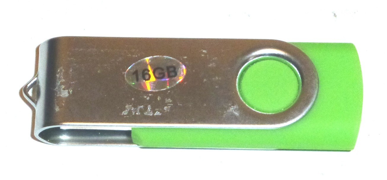 16GB USB 2.0 Flash Drive with Rotating Cover Green Unbranded