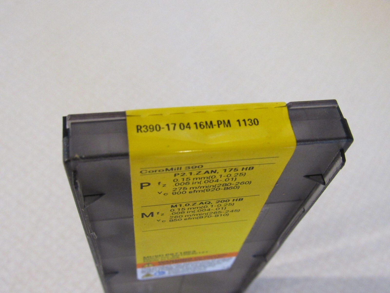 Sandvik Coromant R390 17 04 16M-PM 1130 Carbide Inserts (Box of 10) R390-170416