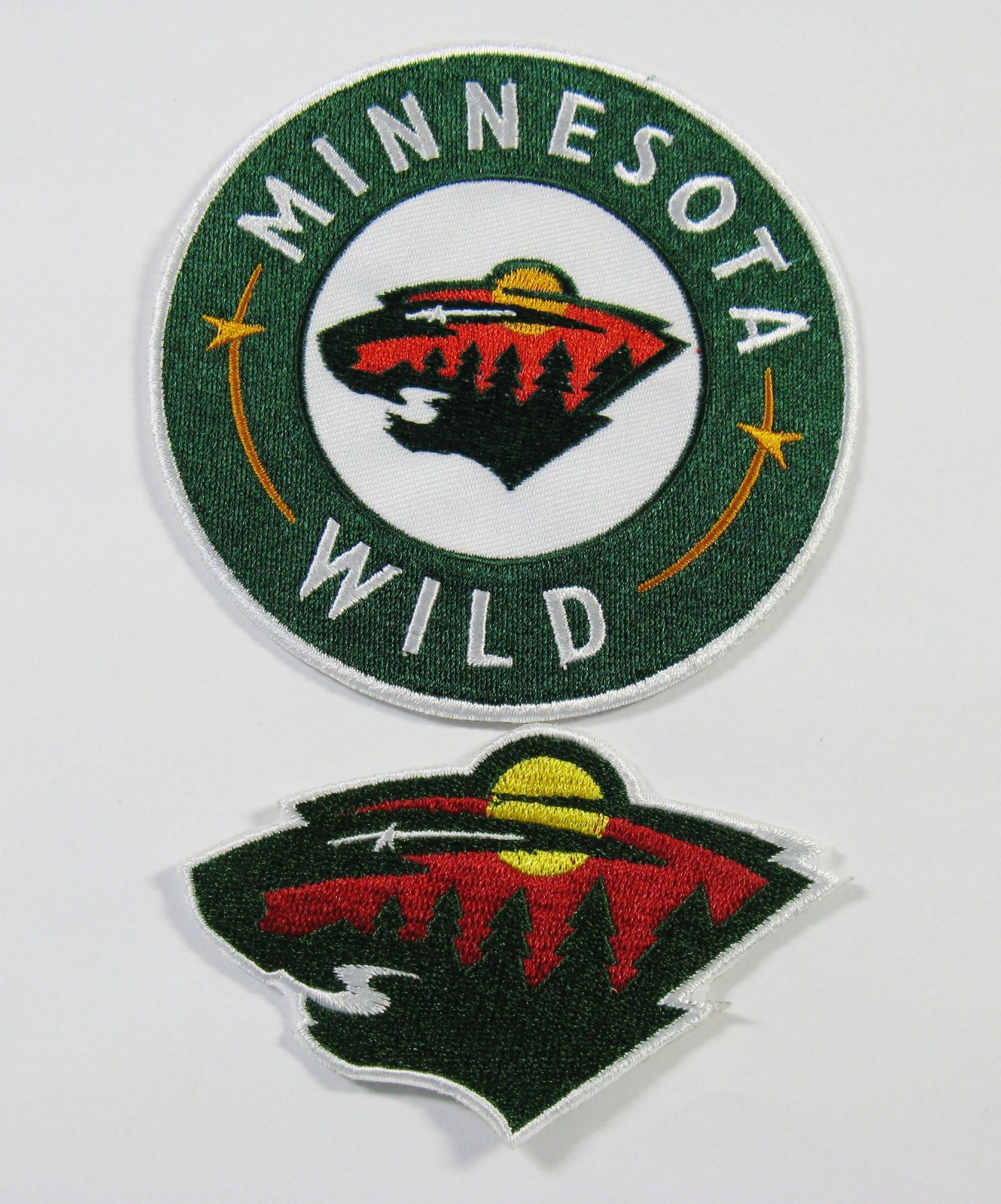 LOT OF (2) HOCKEY MINNESOTA WILD PATCHES (4 " ROUND & 3 1/2" X 2 1/4") ITEM # 84