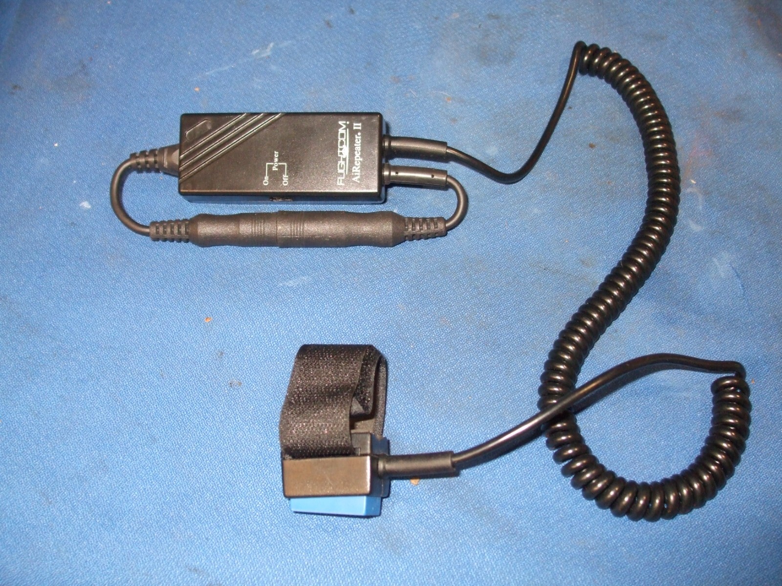 Flightcom`s AiRepeater II Air Craft Audio 1 button Playback unit, used