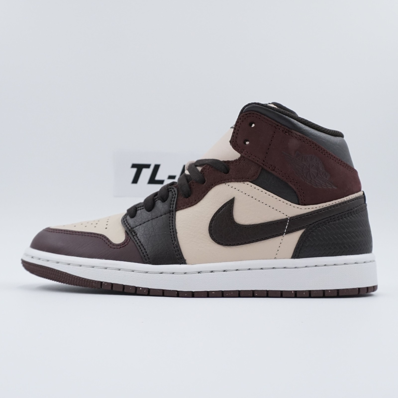 Nike Air Jordan 1 Mid SE AJ Pairs YMCA Leather Brown Sanddrift FZ4359-200 sz 8