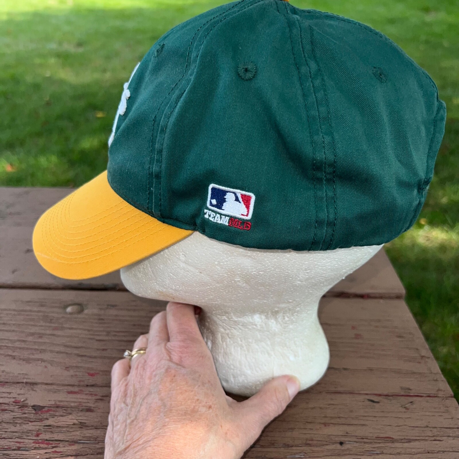 Oakland As Green with Yellow Team MLB Hat Cap Hook Loop VGC
