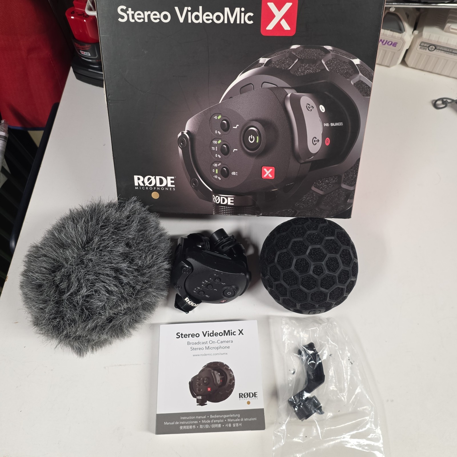 RØDE Stereo VideoMic X SVMX Broadcast On-Camera Stereo Microphone w Box