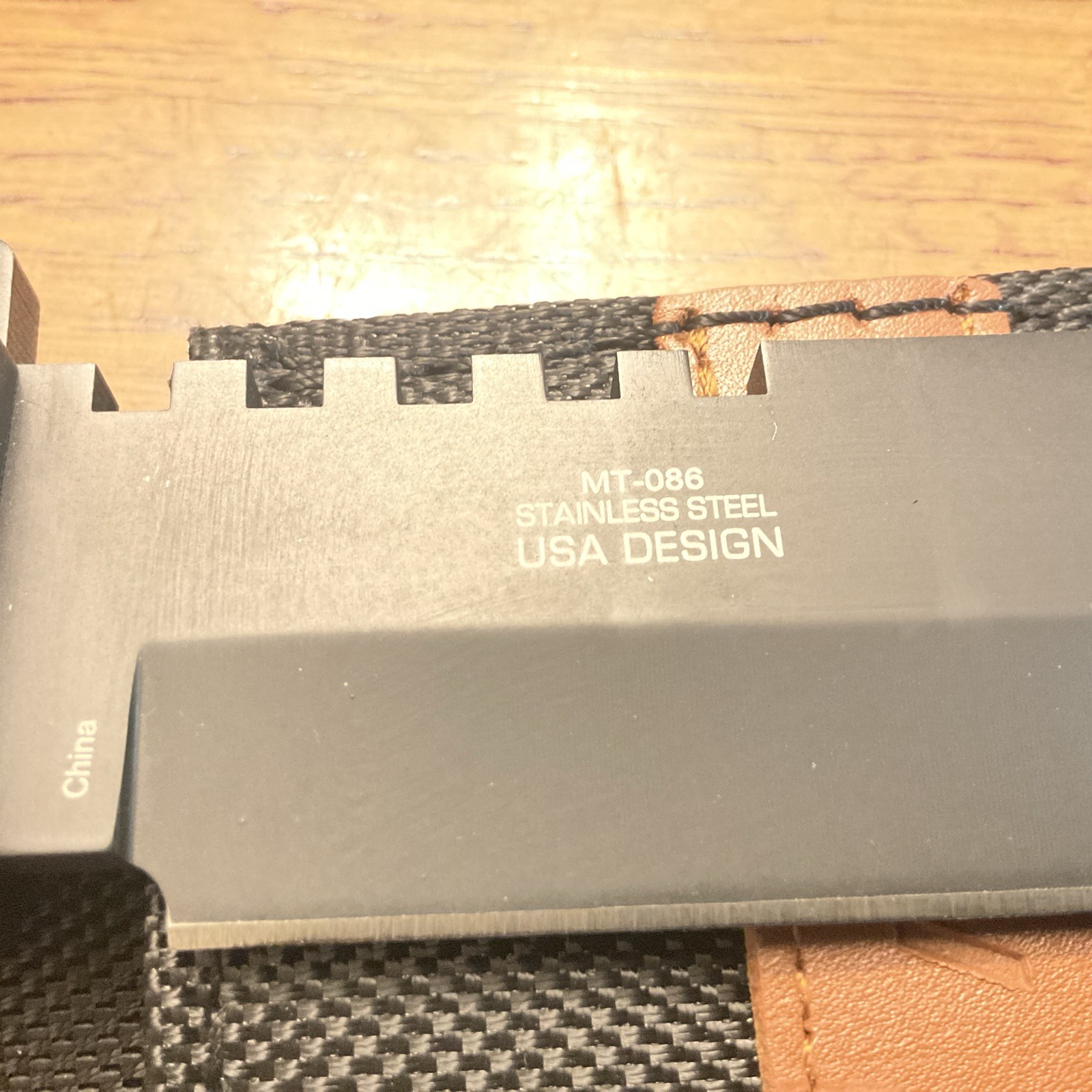 MT-086 fixed blade knife With Sheath……..