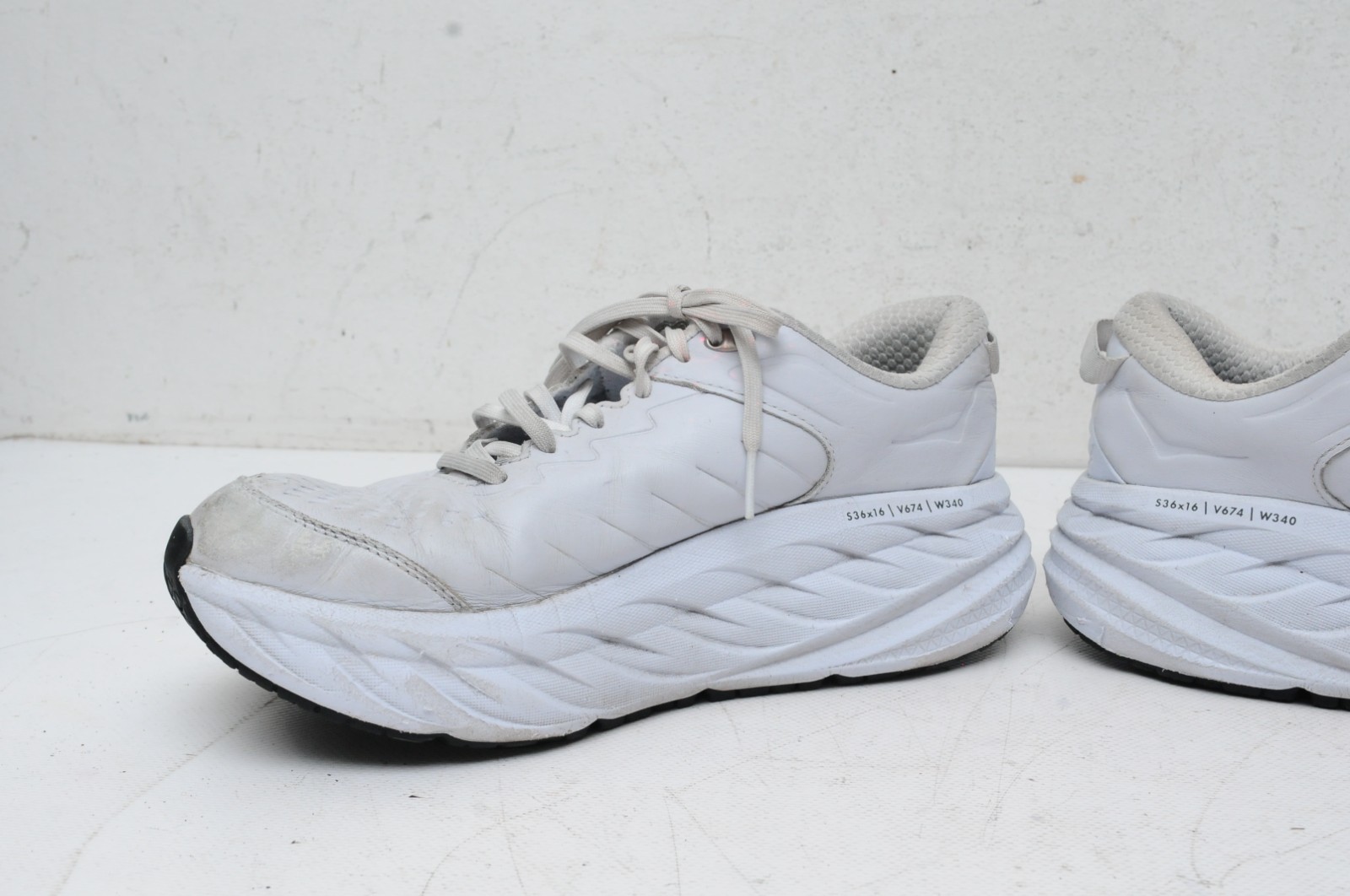 Hoka One One Bondi SR Running Shoes Sneakers Women’s Sz 10 1110521 White