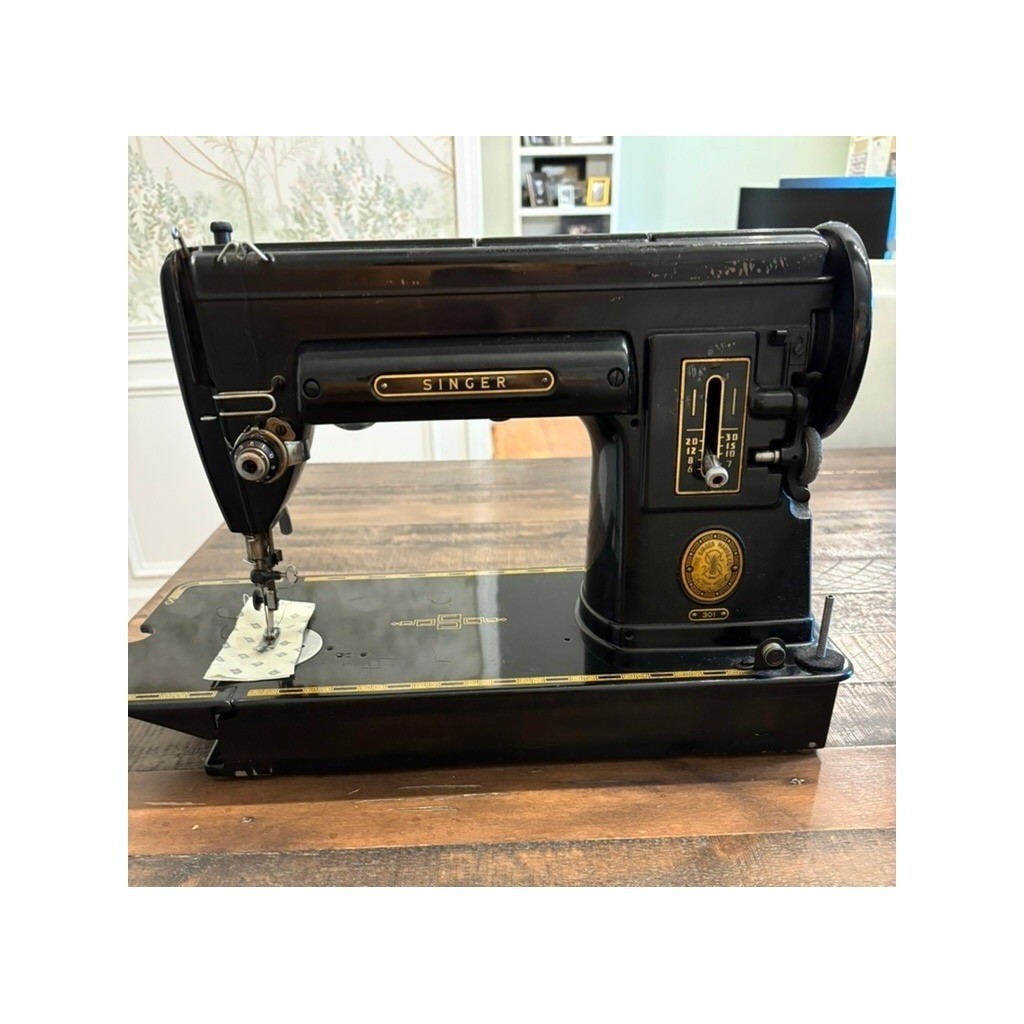 VTG Singer 301 Sewing Machine Slant Needle Black Attachments Instruction Manual