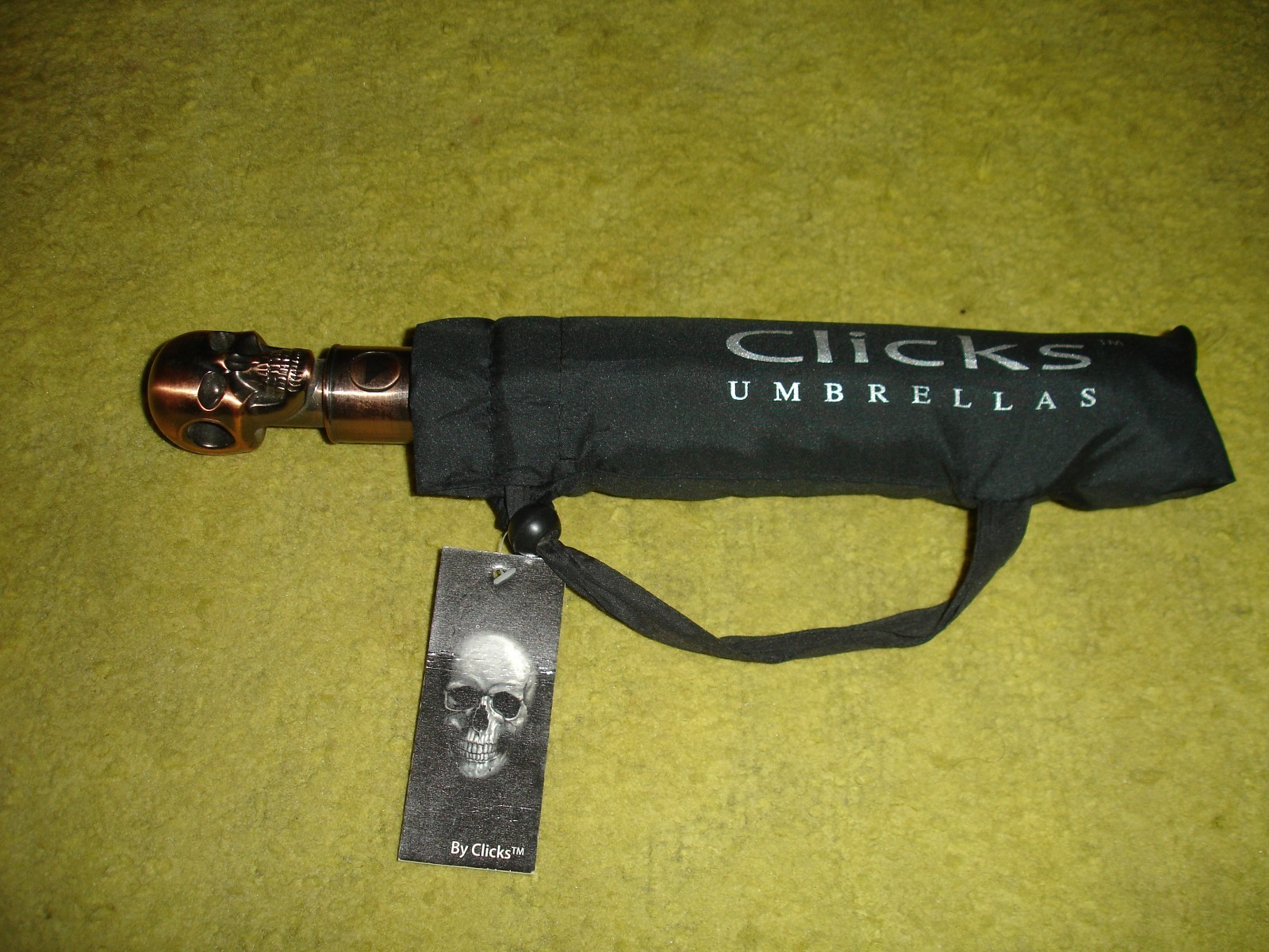 Clicks - BRONZE-TONE SKULL HANDLE BLACK UMBRELLA