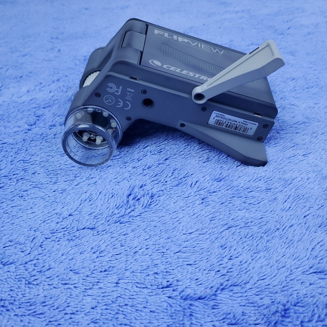 Celestron Flipview Handheld Lcd Microscope 44314 Digital Microscope