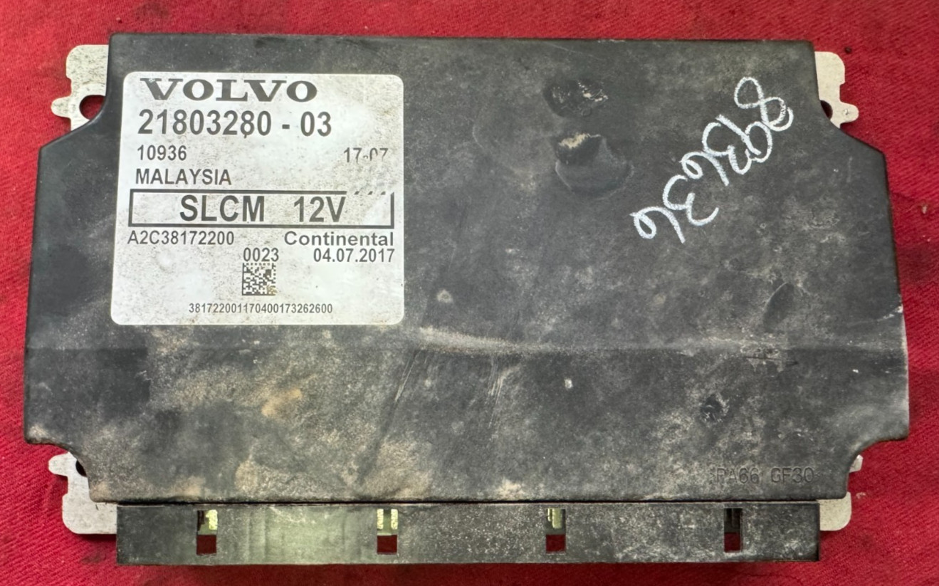 2017  VOLVO LIGHT CONTROL MODULE SLCM 21803280-03, A2C38172200  VIN # 893636
